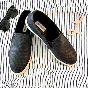 S. Madden "Everest" Slip-On Breathable Sneaker